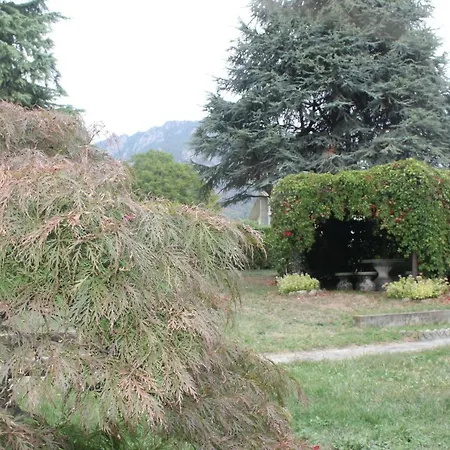 Romantico Chalet Bed & Breakfast *